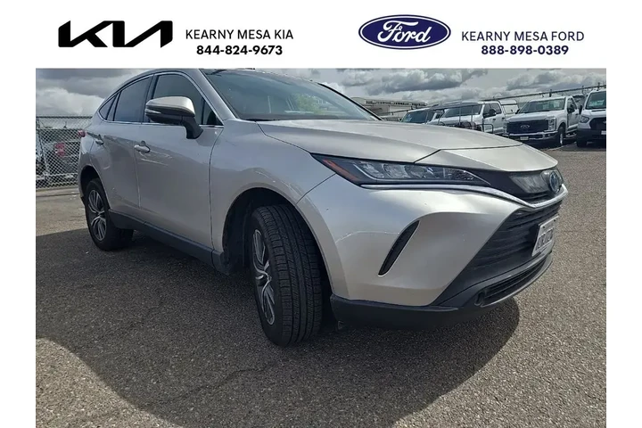 $28411 : Toyota Venza 2022 AWD LE 4dr image 1