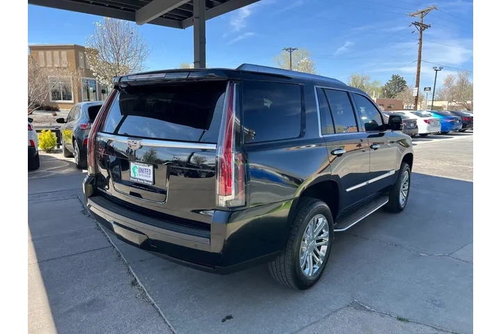 2016 Escalade Standard 2WD image 5