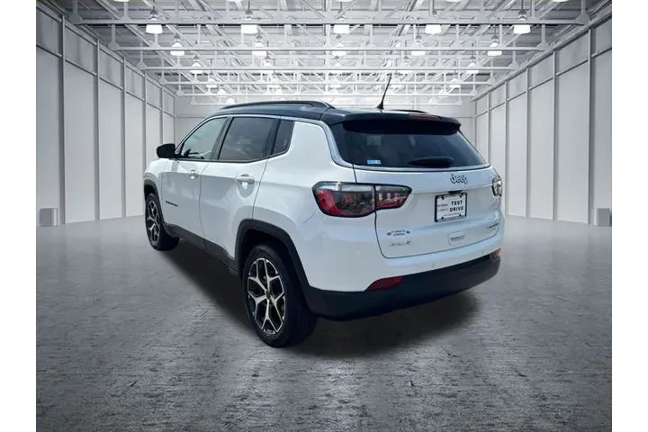 $24995 : Jeep Compass 2025 4x4 Limite image 5