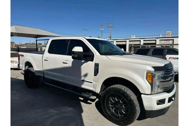 $37995 : 2017 FORD F250 SUPER DUTY CRE image 6