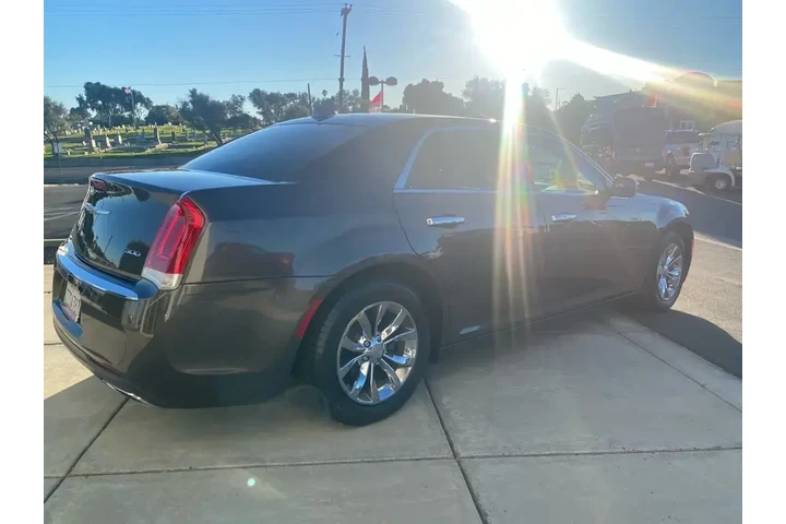 $14488 : Chrysler 300 2016 Limited 4d image 8