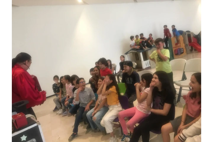 Show Mágico-Cómico FAMILIAR image 9