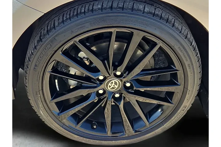 $28995 : Toyota Camry 2023 XSE 4dr Se image 9