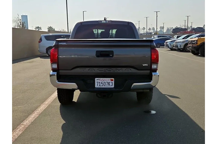 $31998 : Toyota Tacoma 2022 4x2 SR5 V image 6