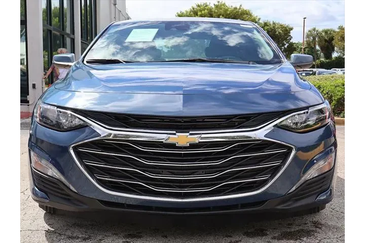 $16390 : Chevrolet Malibu 2024 LT 4dr image 10