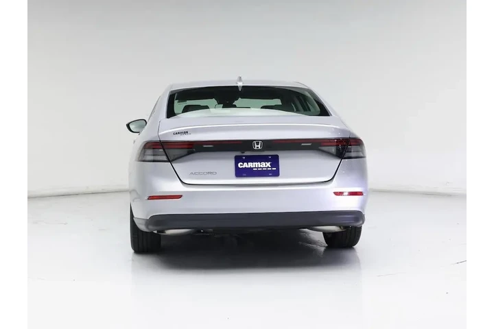 $26998 : Honda Accord 2023 LX 4dr Sed image 6