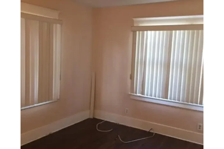 $1750 : BEAUTIFUL BACK HOUSE FOR LEASE image 1