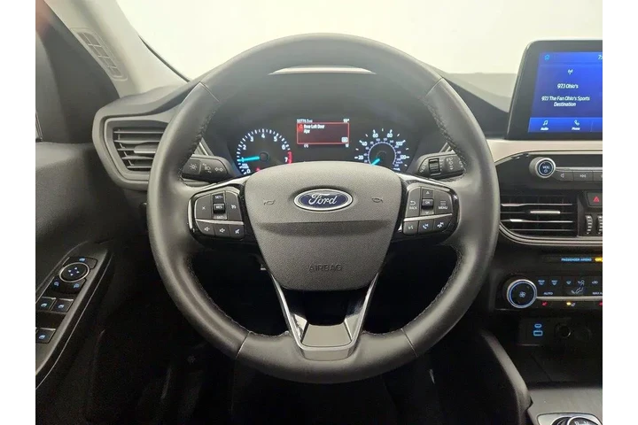 $19998 : Ford Escape 2022 AWD SE 4dr image 10