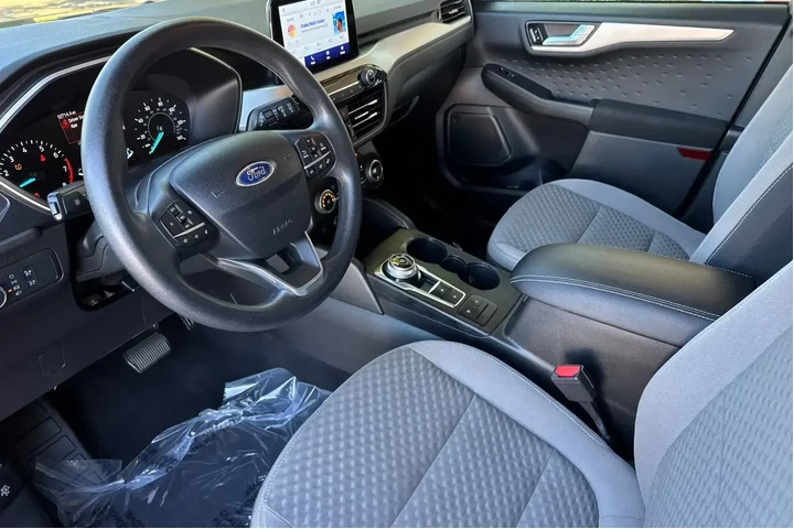 Ford Escape 2020 SE 4dr SUV image 9