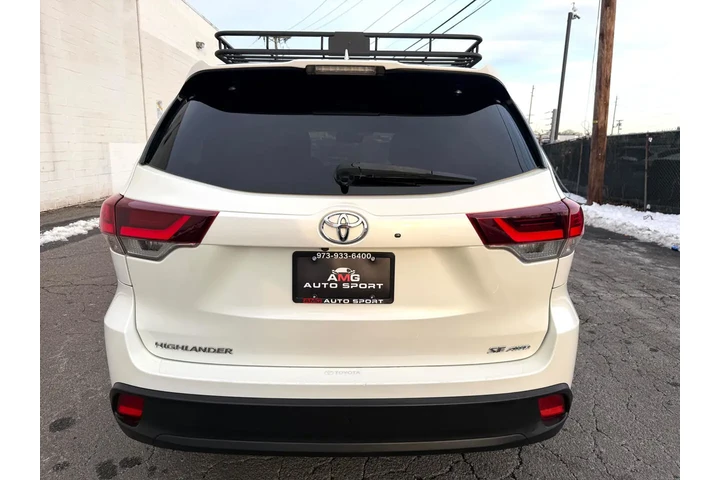 $20988 : 2019 Highlander XLE V6 AWD (N image 7