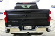 $44877 : Chevrolet Silverado 1500 202 thumbnail