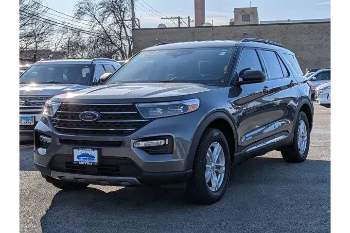 $32998 : Ford Explorer 2023 AWD XLT 4 image 8