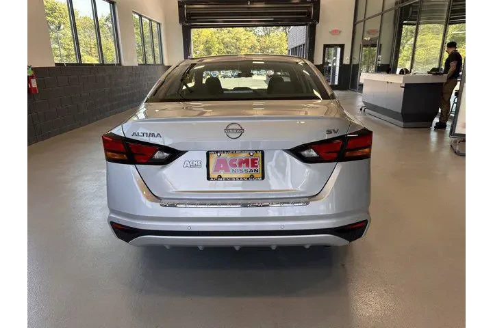 $20295 : Nissan Altima 2023 2.5 SV 4d image 5