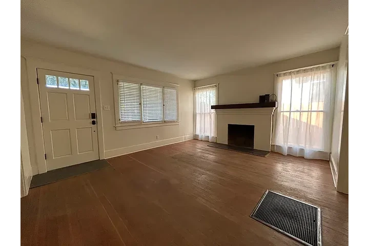 $1800 : 3442 1st St, Riverside, CA 925 image 1