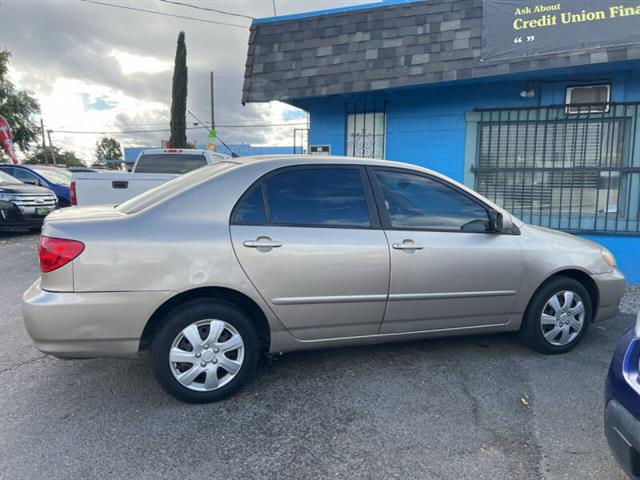 $6599 : 2005 Corolla LE image 7