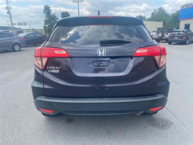 2017 HR-V image 5