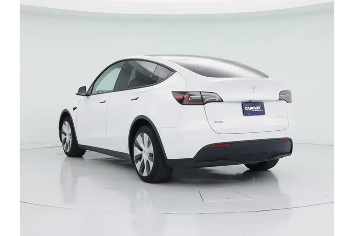 $28998 : Tesla Model Y 2021 AWD Long image 2