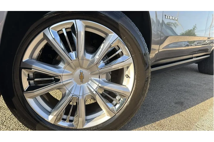 $39990 : Chevrolet Tahoe 2021 4x2 Hig image 9