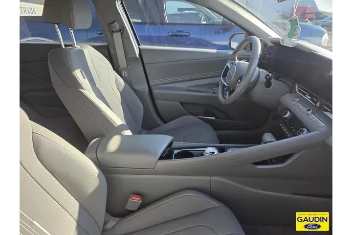 $18656 : Hyundai ELANTRA 2023 SEL 4dr image 5