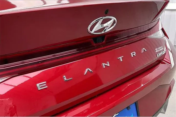 $20990 : Hyundai ELANTRA 2023 Limited image 9