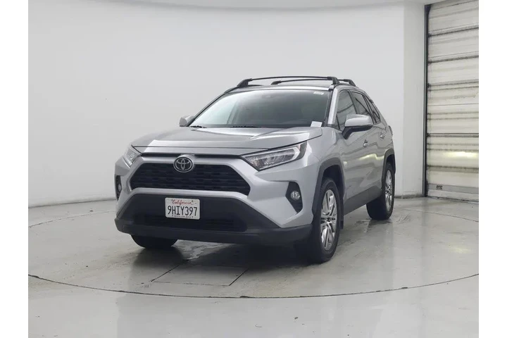 $23998 : Toyota RAV4 2019 XLE Premium image 4