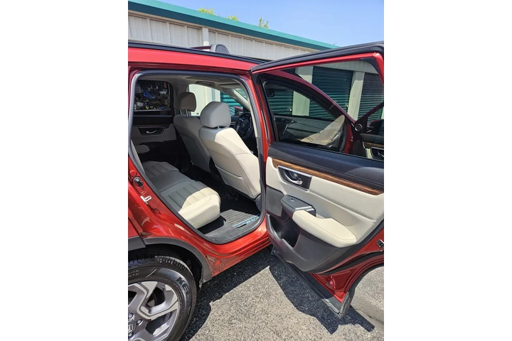 $11000 : 2017 Honda CRV EX image 6