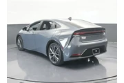 $26996 : Toyota Prius 2023 LE 4dr Hat thumbnail
