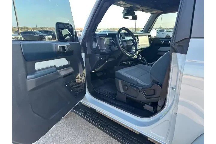 $35591 : Ford Bronco 2022 4x4 Outer B image 3