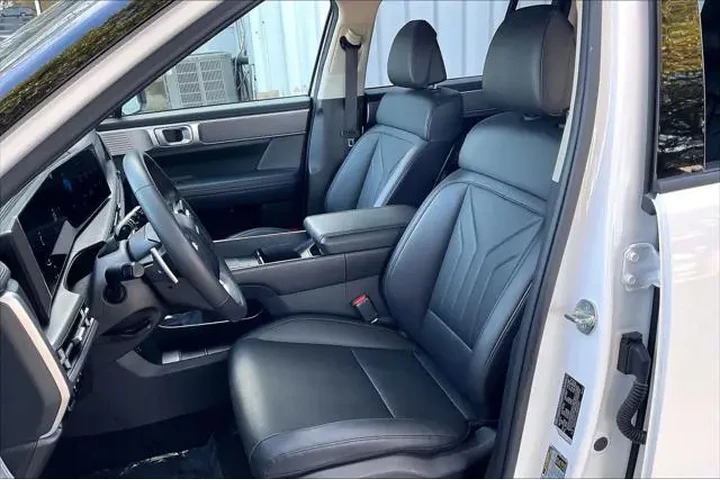 $29700 : Hyundai SANTA FE 2025 SEL 4d image 6