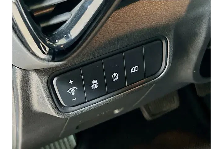 $18787 : Kia Soul 2023 S 4dr Crossove image 10