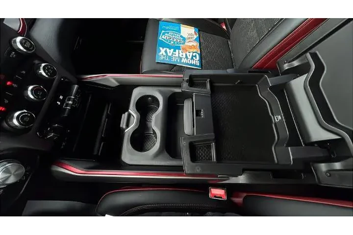 $29221 : Ram 1500 2019 4x4 Rebel 4dr image 5