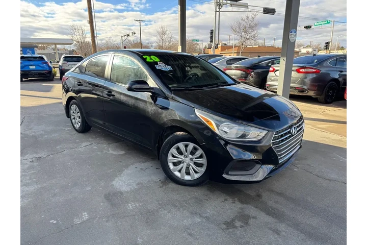 2020 Accent SE 4-Door 6A image 3