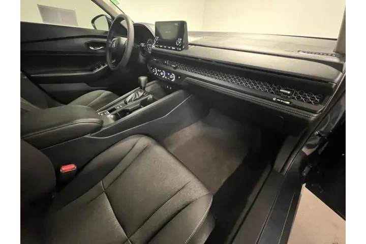 $24973 : Honda Accord 2023 EX 4dr Sed image 9