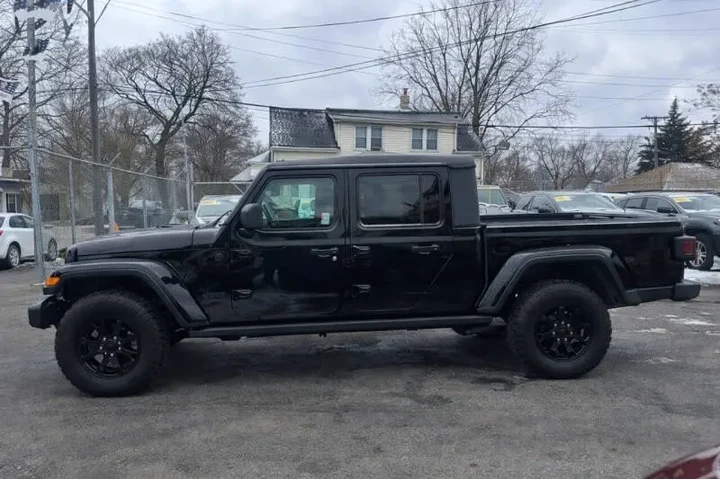 $32995 : 2022 Gladiator Willys image 5