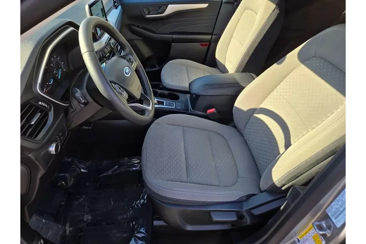 $19489 : Ford Escape 2022 SE 4dr SUV image 10