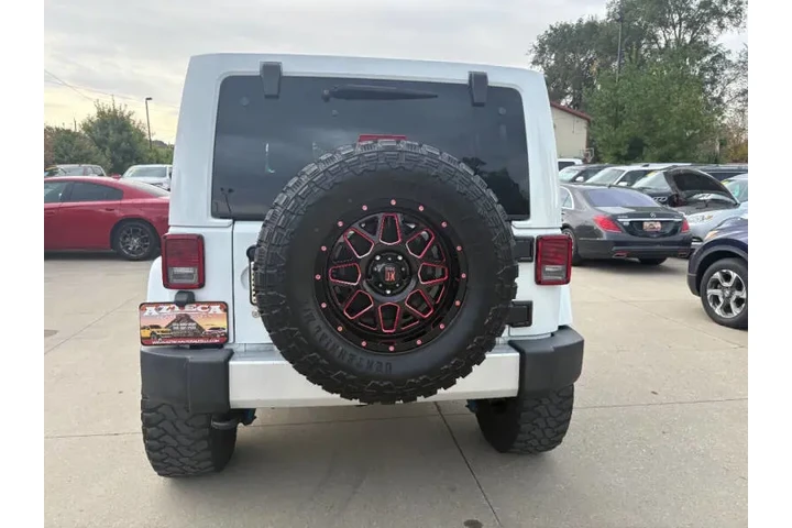 $16950 : 2015 Wrangler Unlimited Sahara image 6