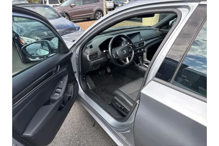 $17987 : Honda Accord 2019 Sport 4dr image 10