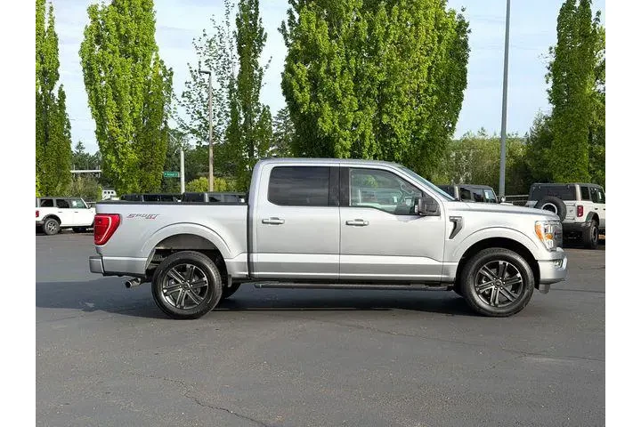 $31995 : Ford F-150 2021 4x4 Lariat 4 image 2