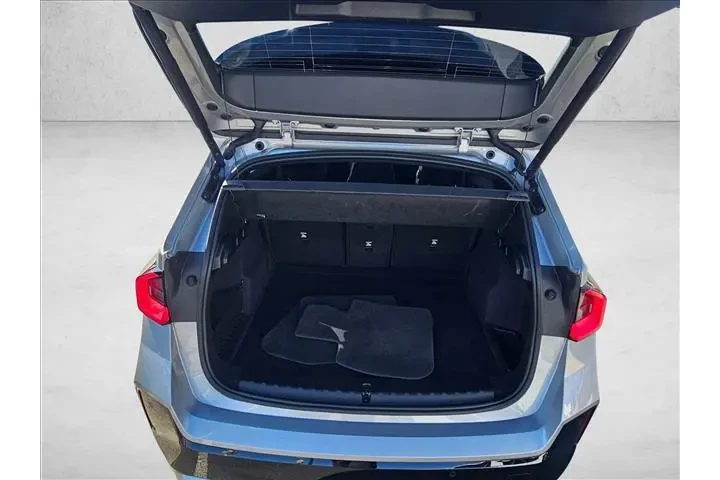 $34246 : BMW X1 2025 AWD xDrive28i 4d image 6