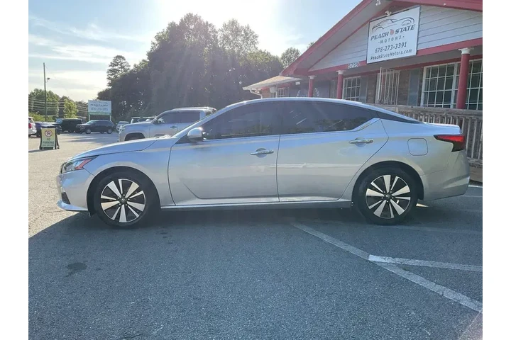 $12485 : Nissan Altima 2022 2.5 SV 4d image 8