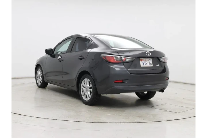 $12998 : Toyota Yaris iA 2017 4dr Sed image 2