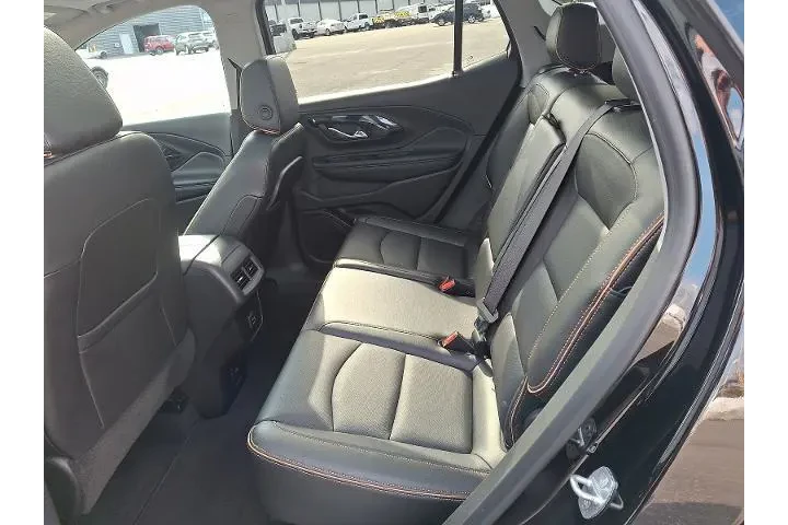 $25495 : GMC Terrain 2022 AWD AT4 4dr image 10