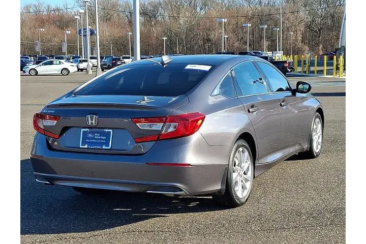 $17788 : Honda Accord 2018 LX 4dr Sed image 6