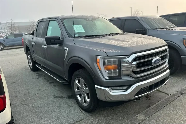 $39981 : Ford F-150 2022 4x4 XLT 4dr image 2