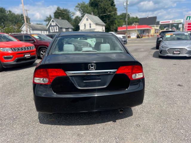 $10990 : 2010 Civic image 4