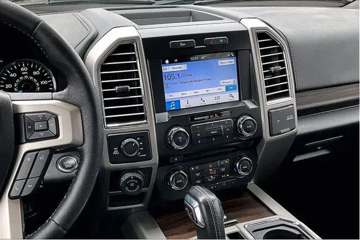 $19000 : Ford F-150 2016 4x4 Lariat 4 image 10