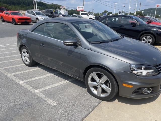 $11998 : PRE-OWNED 2012 VOLKSWAGEN EOS image 7