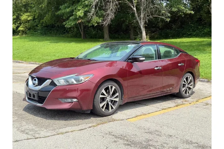 $8999 : 2016 Maxima 3.5 S image 3