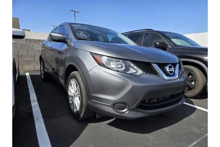 $12991 : Nissan Rogue Sport 2017 S 4d image 1