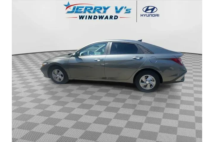 $25689 : Hyundai ELANTRA 2025 SE 4dr image 5